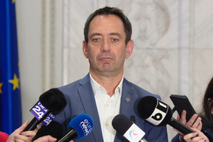 video reprezentantii udmr s au aratat deschisi sa il sustina pe luca niculescu cu o conditie ar fi dificil sa intram numai cu psd 6ac4dceb51b61