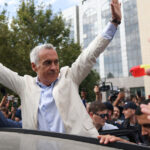 video zi decisiva pentru calin georgescu fostul candidat afla daca judecatorii ii prelungesc arestul preventiv in dosarul diicot 6ae1c1bec6002